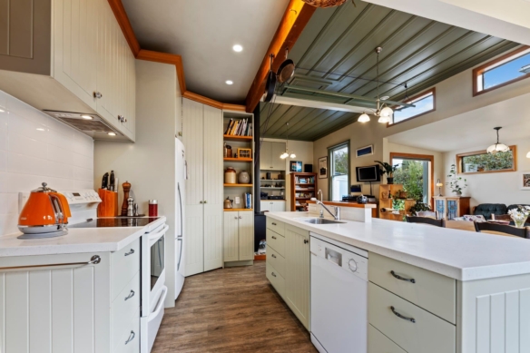 McGuire Real Estate | Dunedin - 172 Gladstone Road - Dalmore