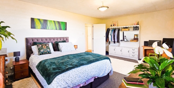 McGuire Real Estate | Dunedin - 19 Dalrymple Street - Pine Hill