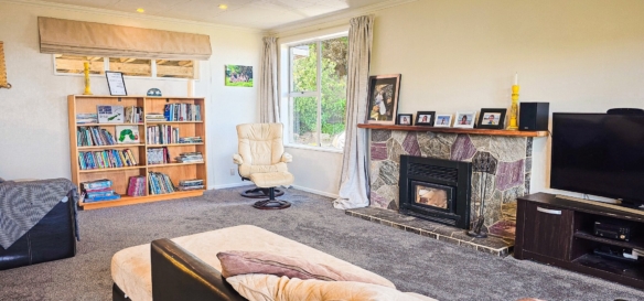 McGuire Real Estate | Dunedin - 19 Dalrymple Street - Pine Hill
