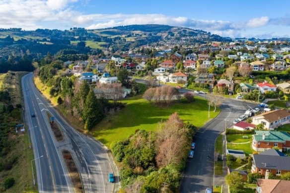 McGuire Real Estate | Dunedin - 211 Pine Hill Road - Dalmore