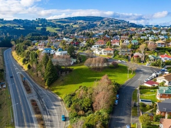 McGuire Real Estate | Dunedin - 211 Pine Hill Road - Dalmore