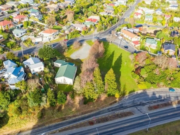 McGuire Real Estate | Dunedin - 211 Pine Hill Road - Dalmore