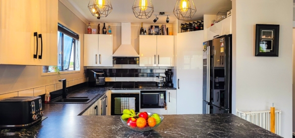 McGuire Real Estate | Dunedin - 27 Saint Albans Close - Bradford