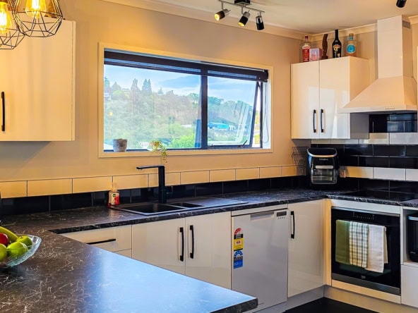 McGuire Real Estate | Dunedin - 27 Saint Albans Close - Bradford