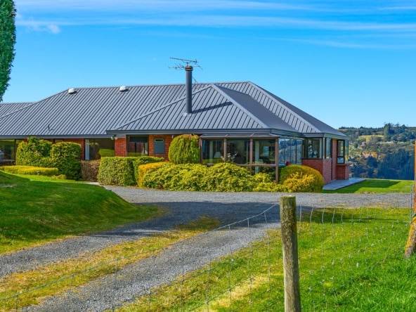 McGuire Real Estate | Dunedin - 96 Campbells Road - Pine Hill
