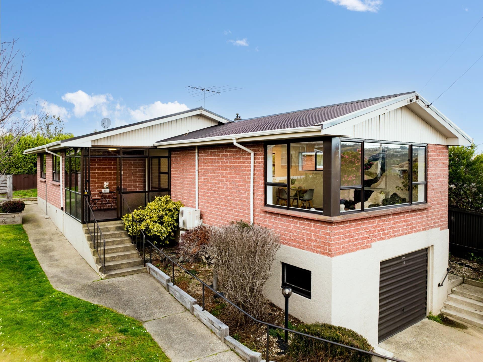 McGuire Real Estate | Dunedin - 258 Pine Hill Road - Liberton