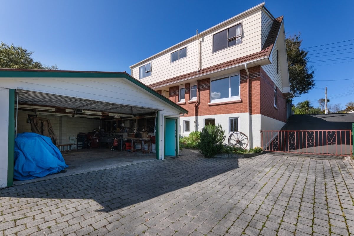 McGuire Real Estate | Dunedin - 263 Pine Hill Road - Liberton